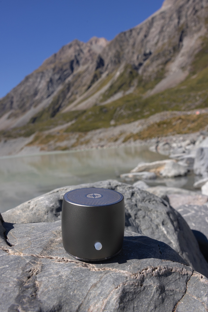 Altavoz de graves de 3W de aluminio reciclado Swiss Peak RCS