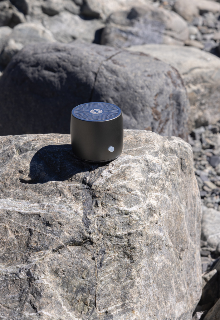 Altavoz de graves de 3W de aluminio reciclado Swiss Peak RCS