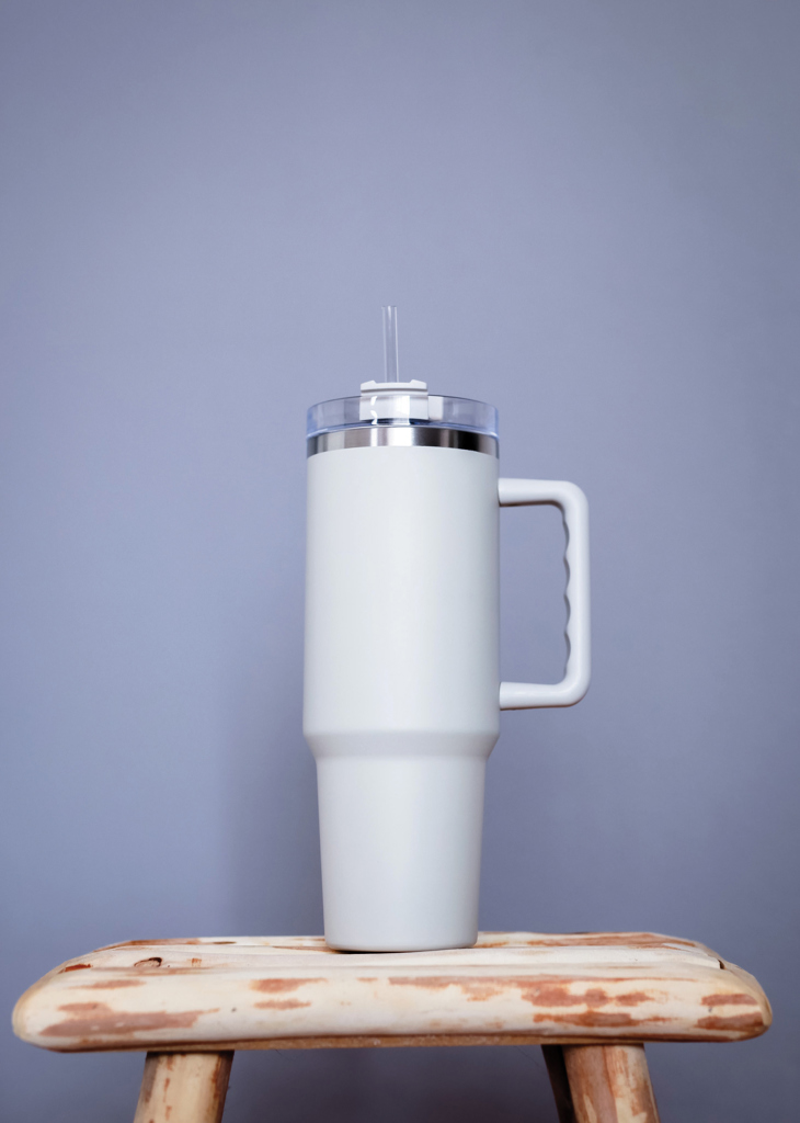 Vaso de acero reciclado RCS Peakflow 1200 ml