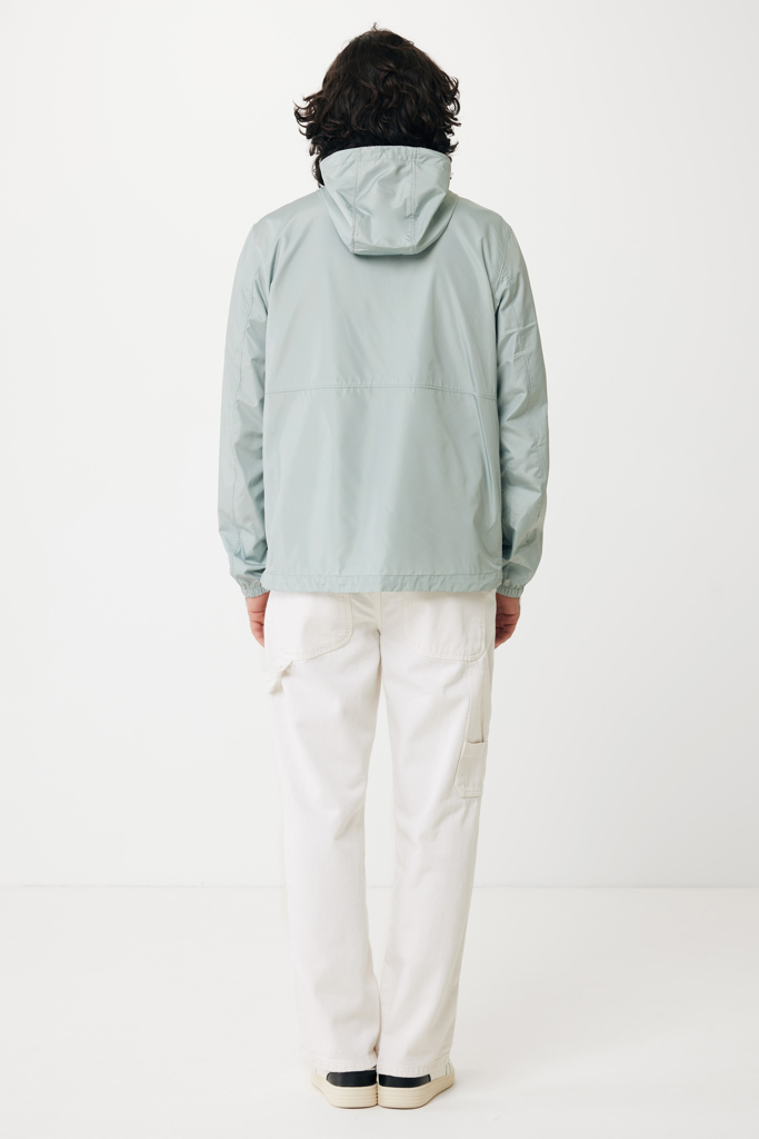 Chaqueta ligera IQONIQ Logan de poliéster reciclado