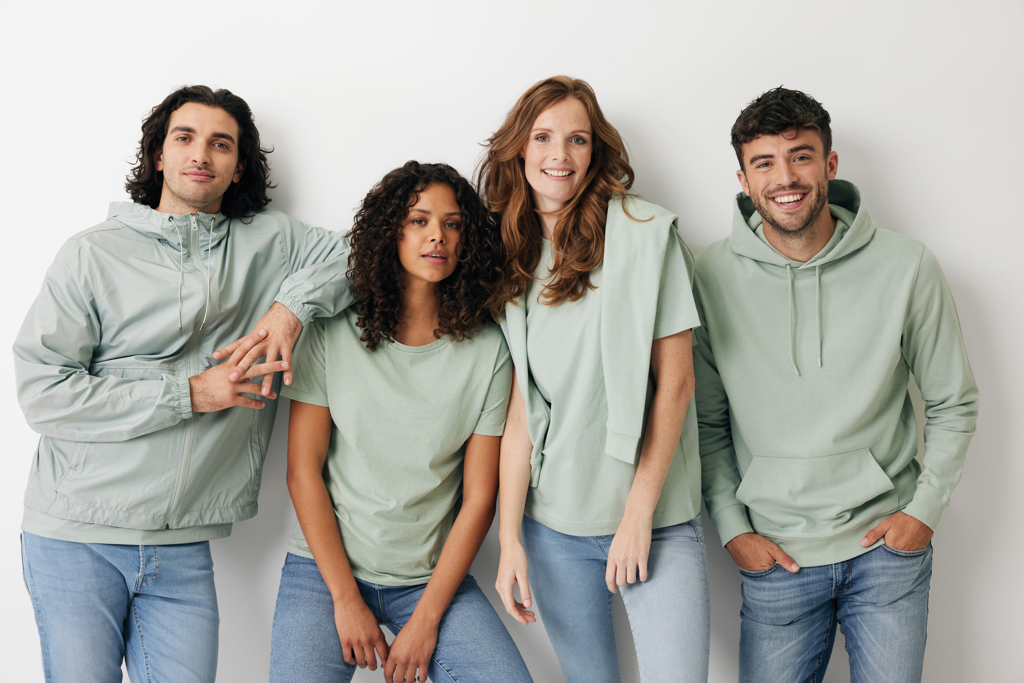 Chaqueta ligera IQONIQ Logan de poliéster reciclado