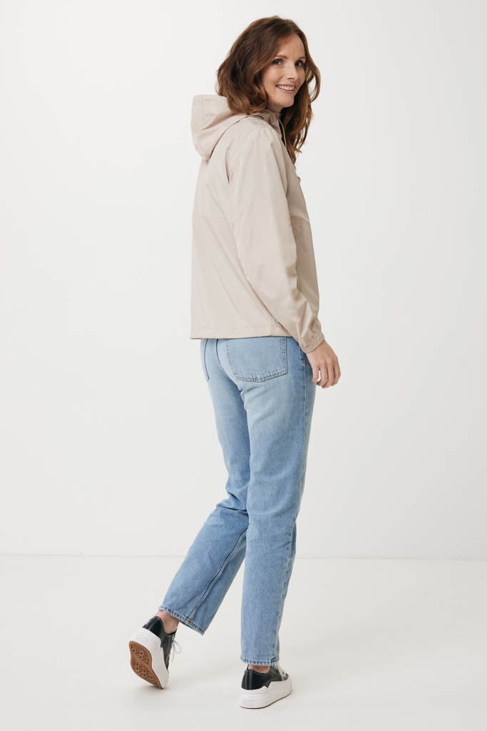 Chaqueta ligera IQONIQ Logan de poliéster reciclado