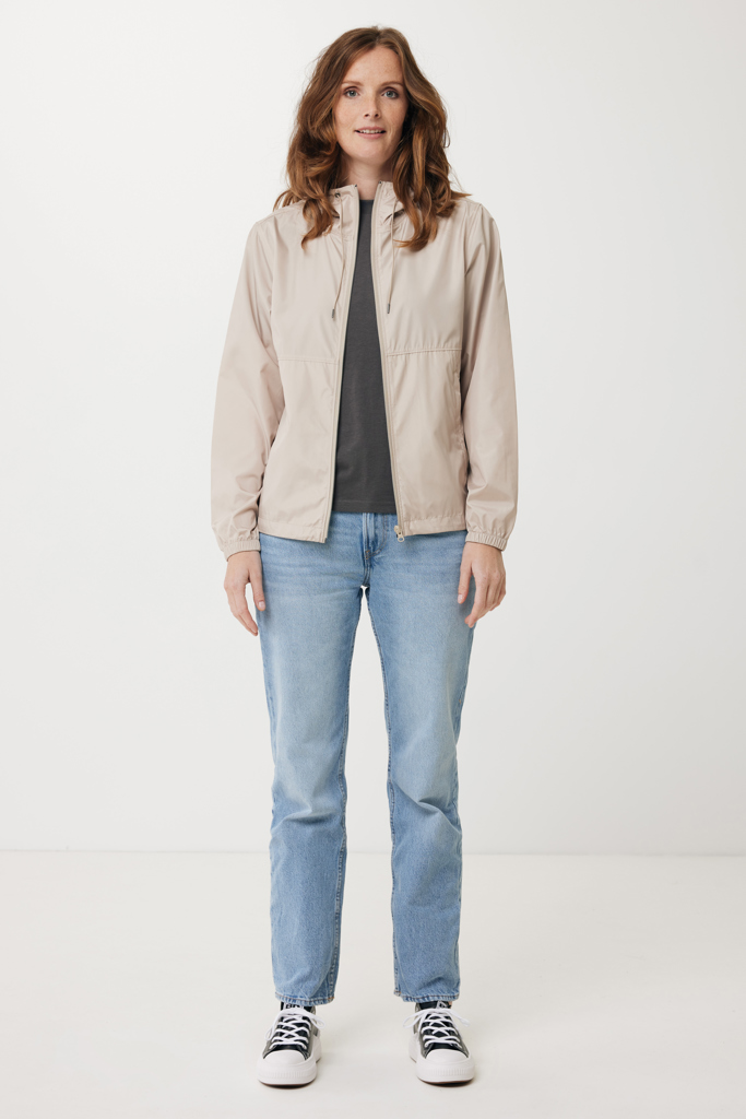 Chaqueta ligera IQONIQ Logan de poliéster reciclado