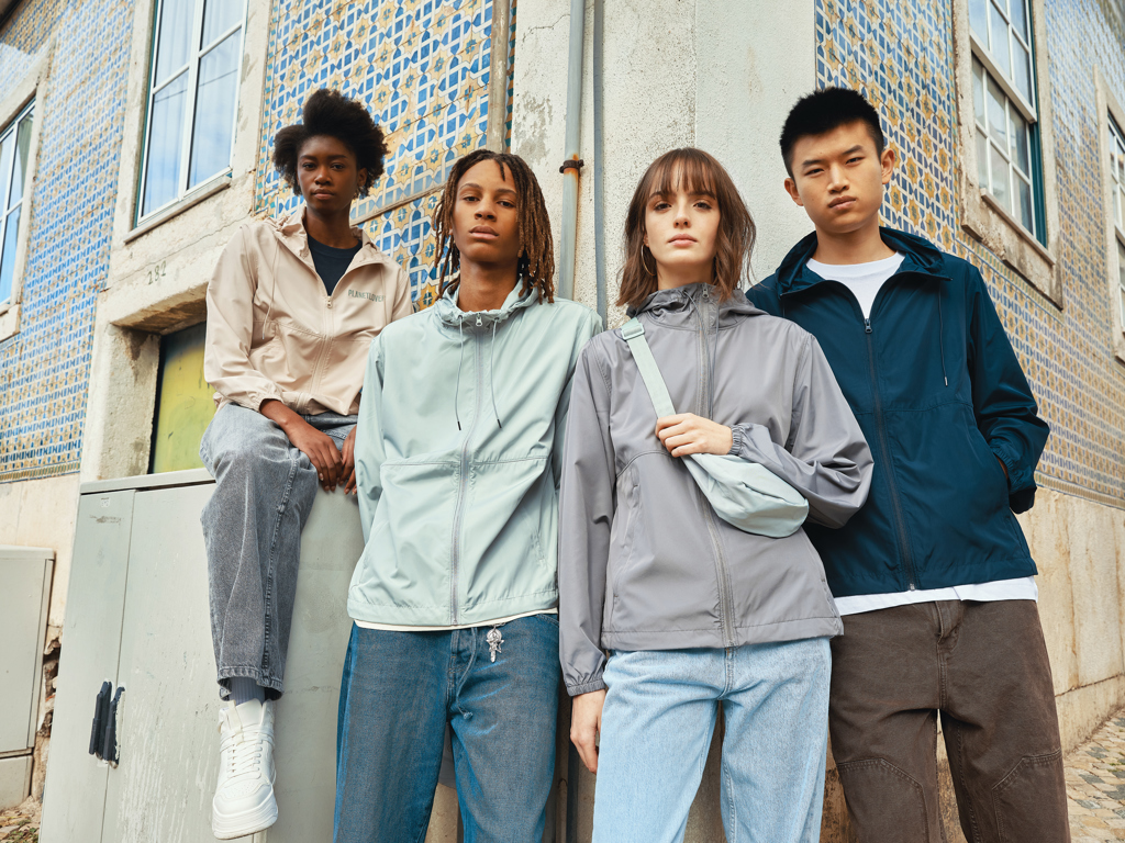 Chaqueta ligera IQONIQ Logan de poliéster reciclado