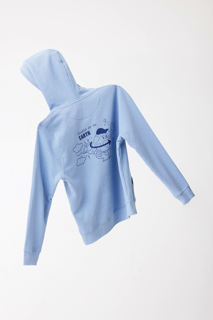 IQONIQ Rila lightweight recycled cotton hoodie