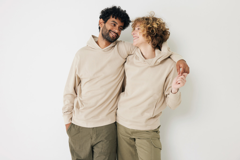 IQONIQ Yengo recycled cotton hoodie with sidepockets