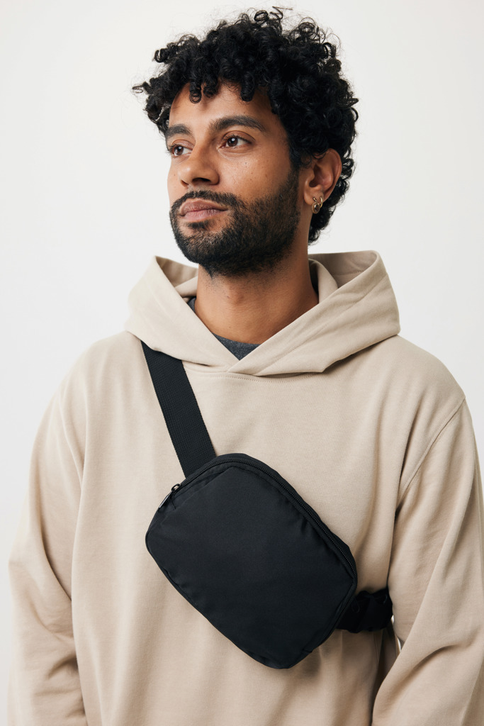 IQONIQ Yengo recycled cotton hoodie with sidepockets