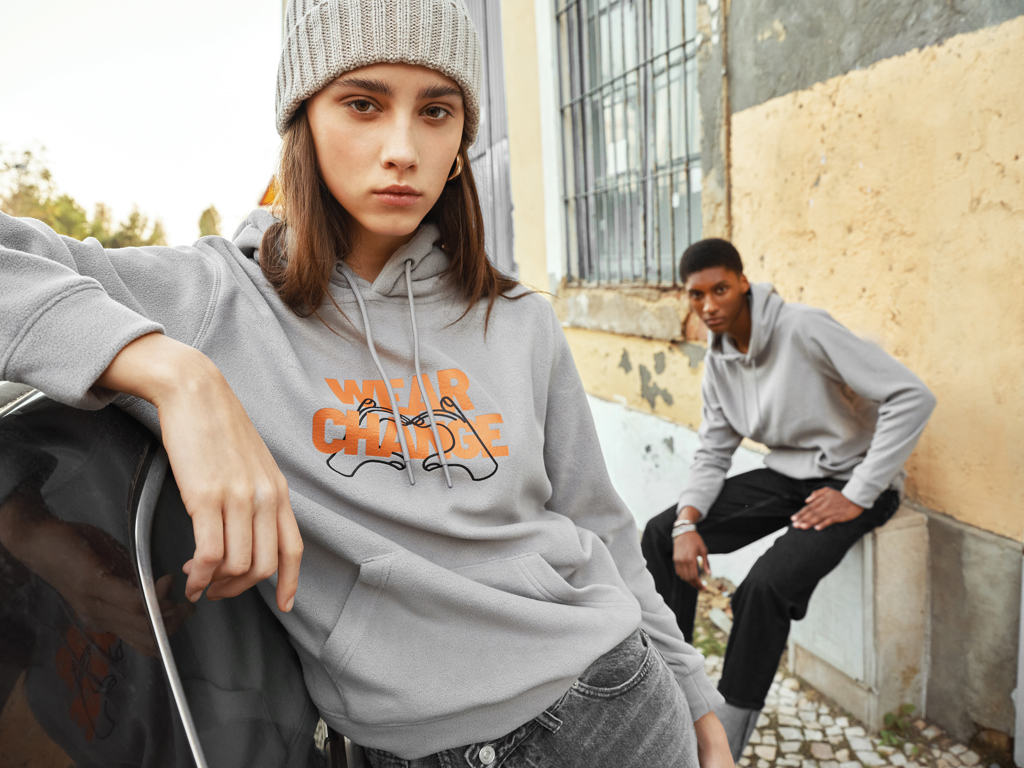 Sudadera Trivor con capucha poliéster reciclado IQONIQ