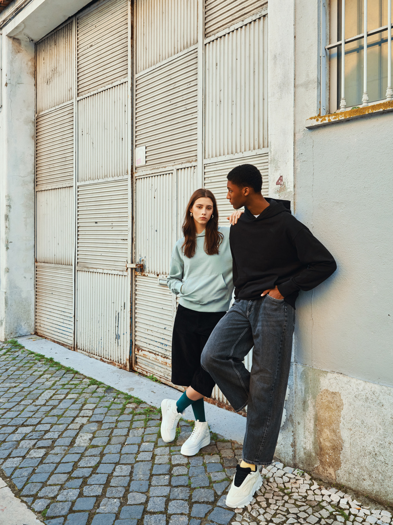 IQONIQ Yoho recycled cotton relaxed hoodie