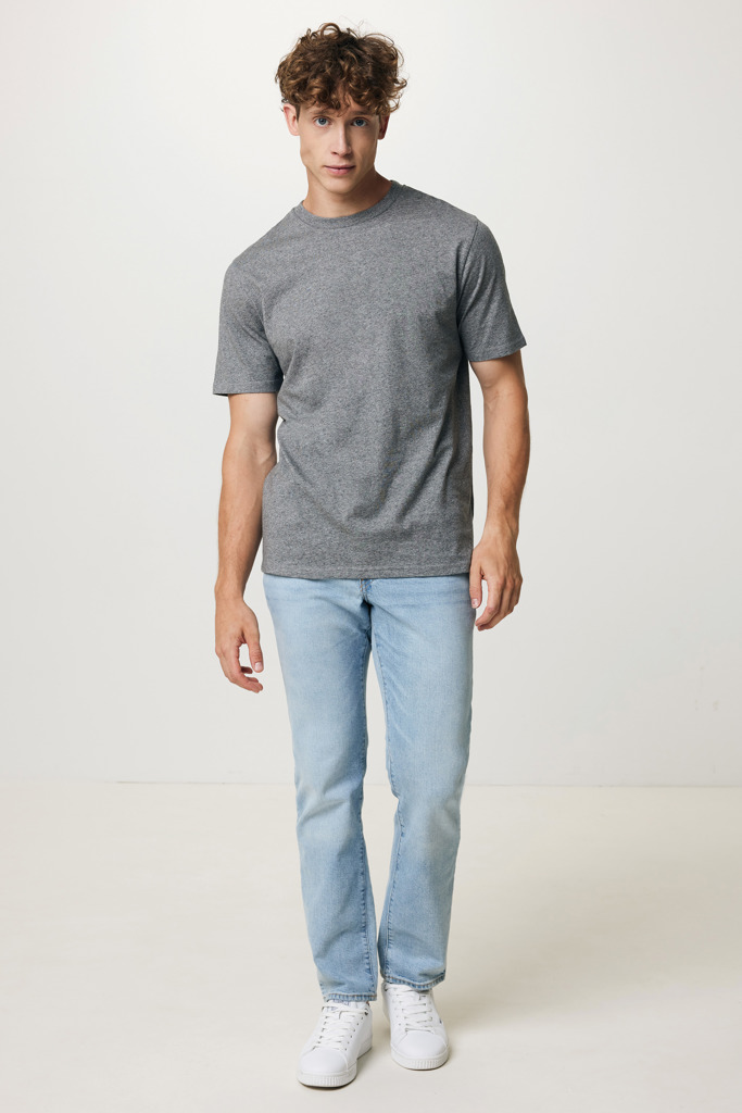 IQONIQ Sierra Camiseta Light Weight  Algodón Reciclado