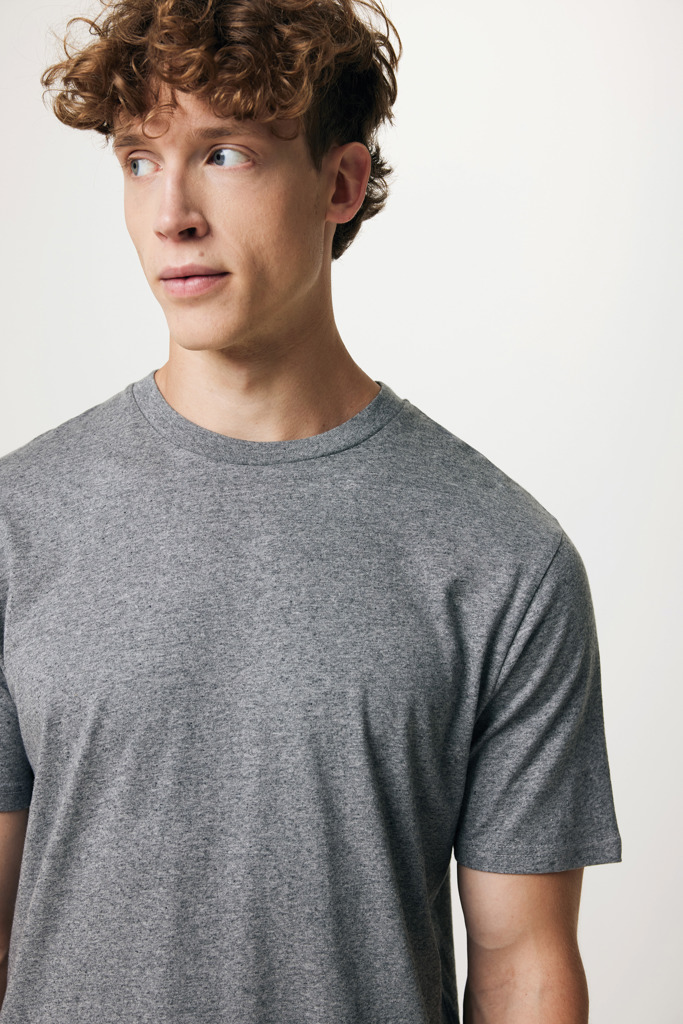 IQONIQ Sierra Camiseta Light Weight  Algodón Reciclado