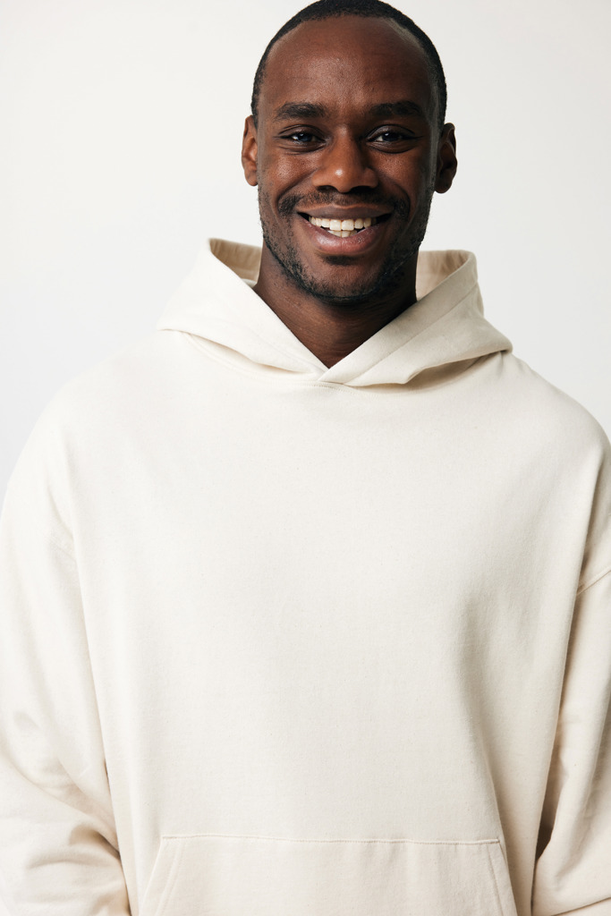 IQONIQ Rila lightweight recycled cotton hoodie