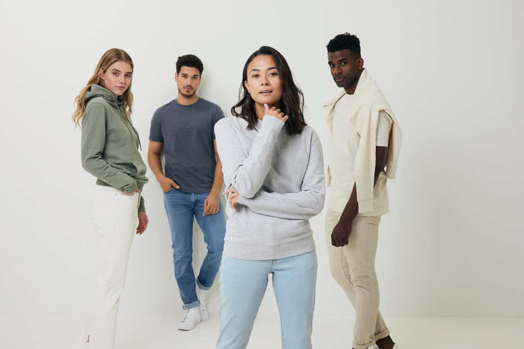 Sudadera IQONIQ Torres algodón reciclado sin teñir