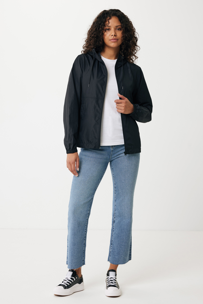 Chaqueta ligera IQONIQ Logan de poliéster reciclado