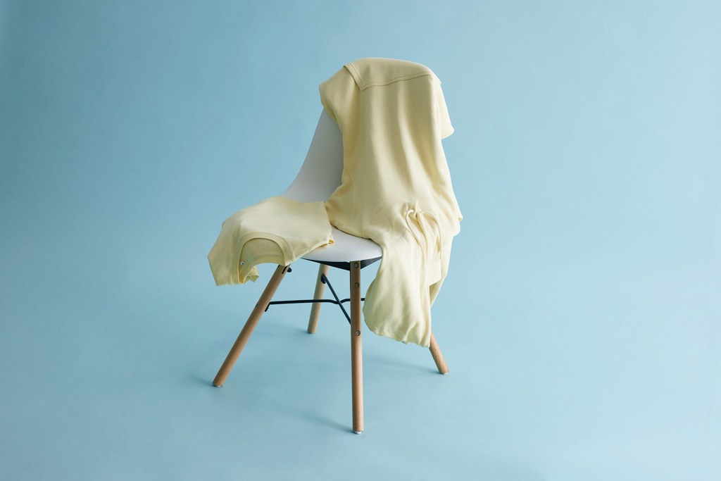 IQONIQ Rila lightweight recycled cotton hoodie