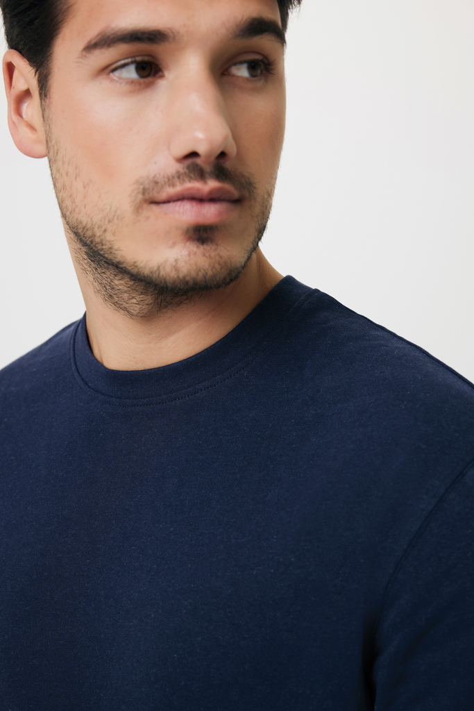 IQONIQ Zion recycled cotton crew neck