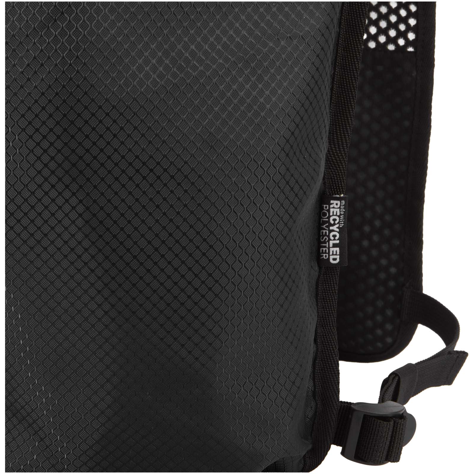 Chaleco de running de material reciclado con certificado GRS y mochila de hidratación de 5 L Nomad