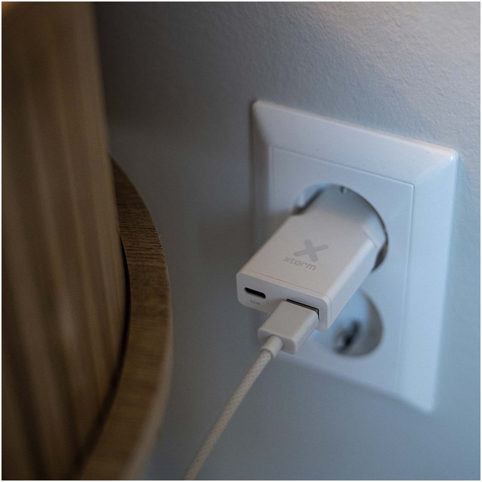 Cargador de 25 W Xtorm XG2SL025 Go2 SlimLine
