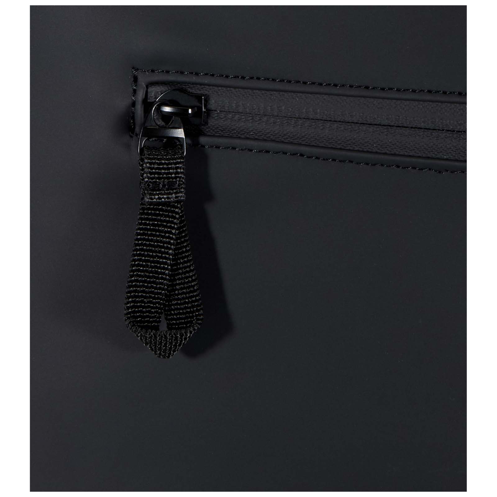 Mochila de 15 y 18 L con parte superior enrollable de material reciclado con certificado GRS Resi Plus