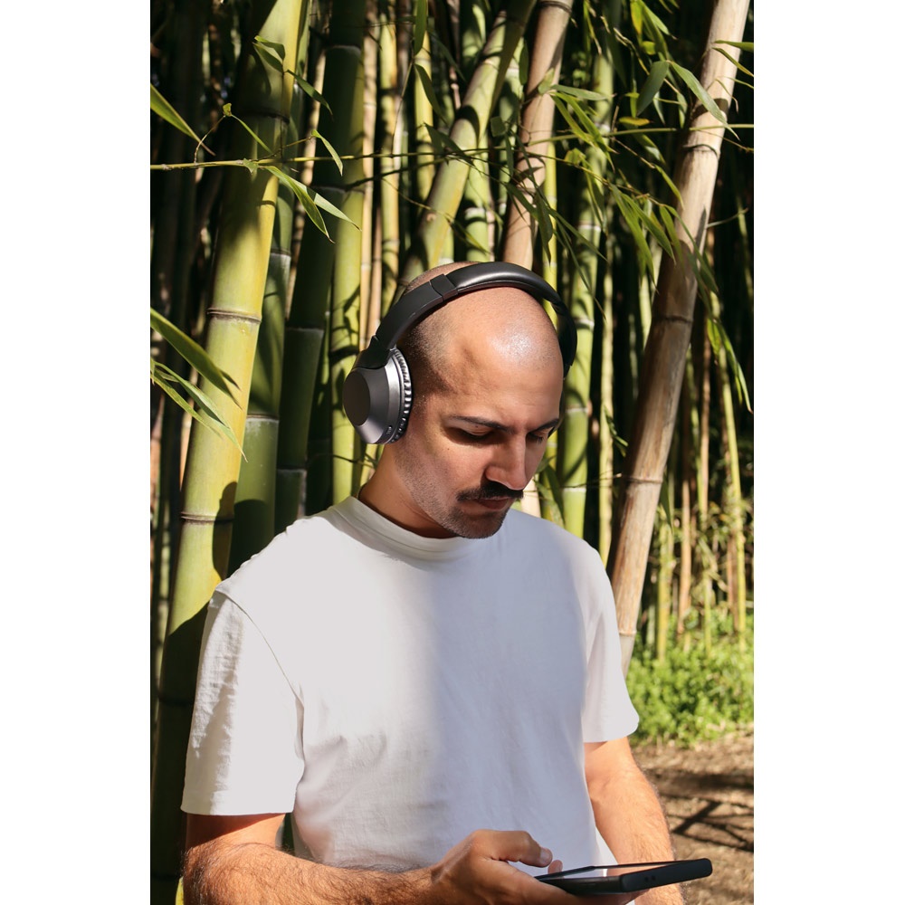 HENDRIX. Foldable wireless headphones with 20h of battery life in recycled ABS (100% rABS)