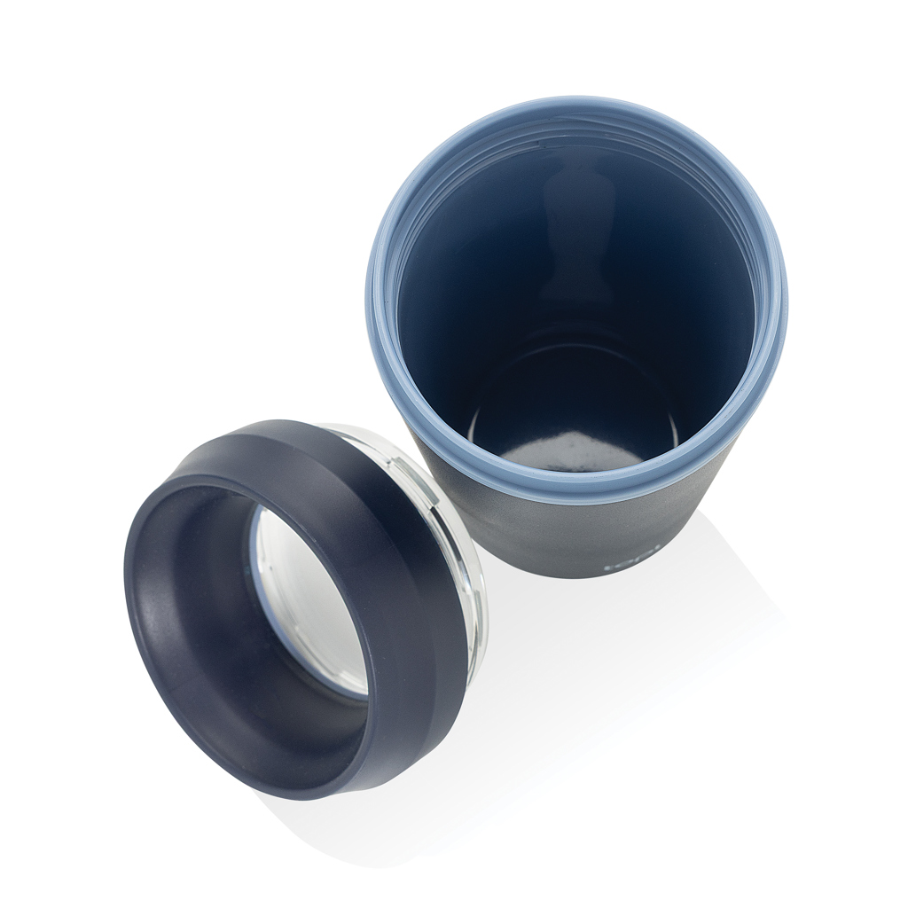 Vaso de plástico reciclado Topl To Go con tapa patentada 360