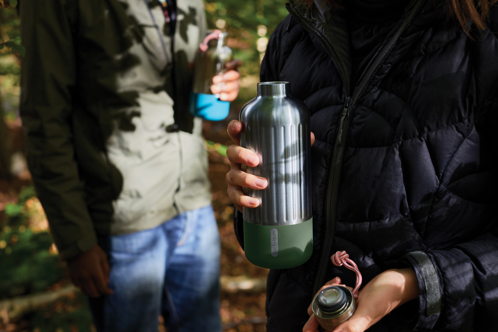 Botella Térmica Black+Blum  Explorer Grande 850ml