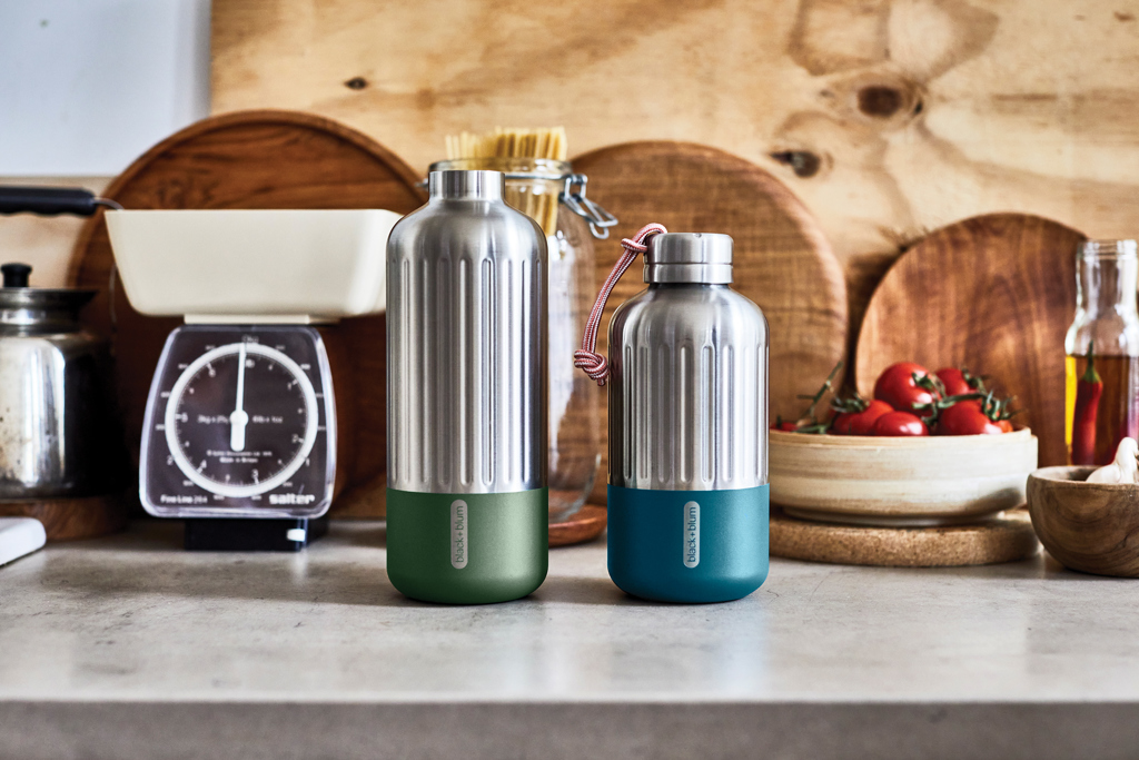 Botella Térmica Black+Blum  Explorer Grande 850ml