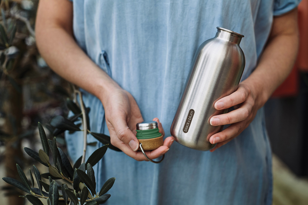 Botella de agua de acero Black+Blum 600ml