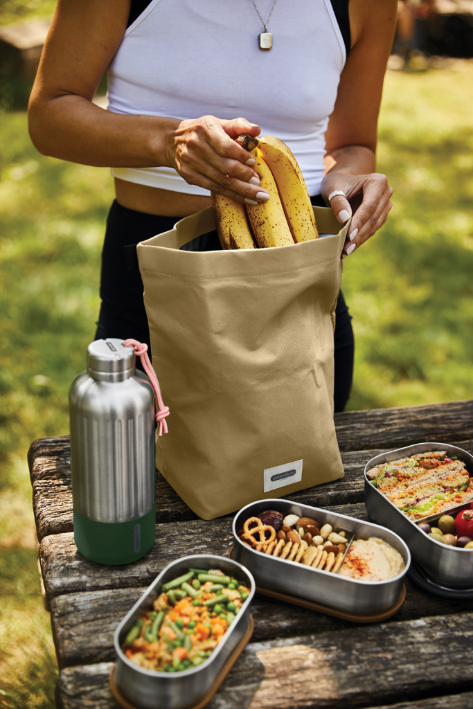 Nevera térmica para almuerzo Black+Blum de 6,7 L