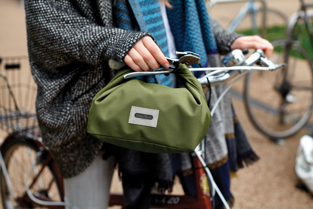 Nevera térmica para almuerzo Black+Blum de 6,7 L