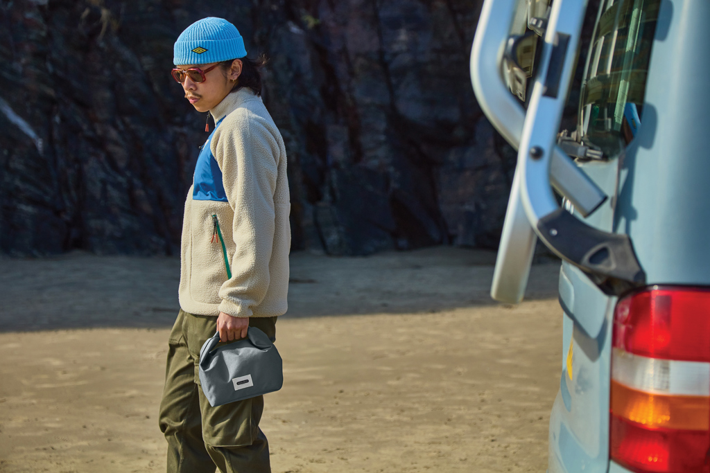 Nevera térmica para almuerzo Black+Blum de 6,7 L