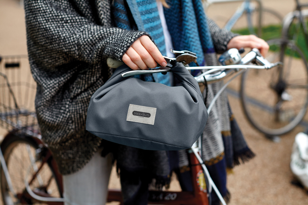 Nevera térmica para almuerzo Black+Blum de 6,7 L