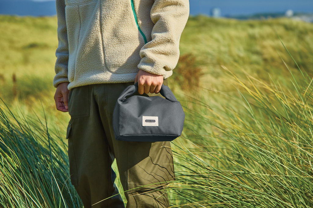 Nevera térmica para almuerzo Black+Blum de 6,7 L