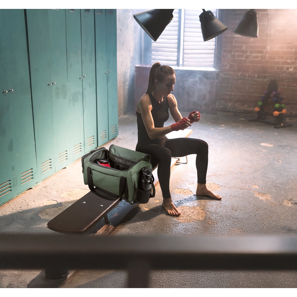 FARO. Bolsa deportiva de poliéster reciclado 600D de alta densidad