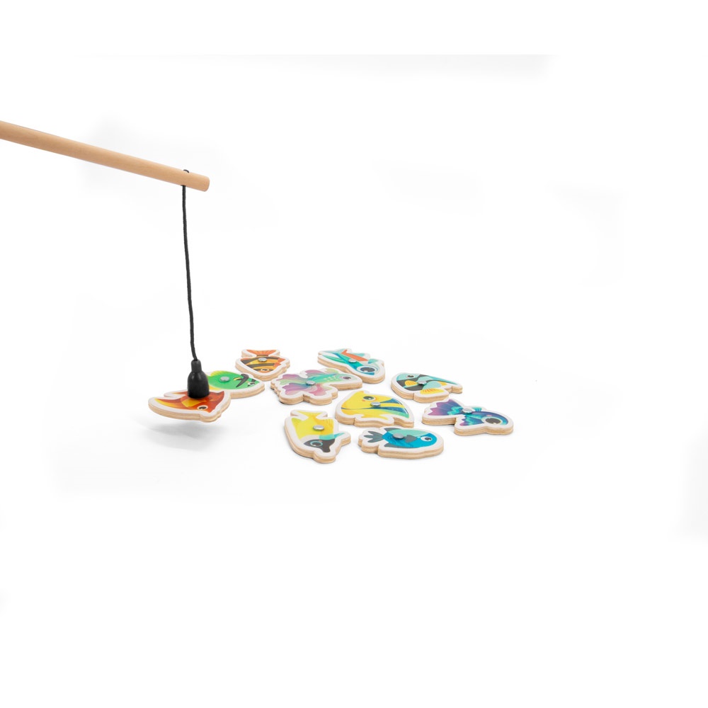 FISHY. Juego de pesca compuesto por 10 peces de madera, ideal para niños