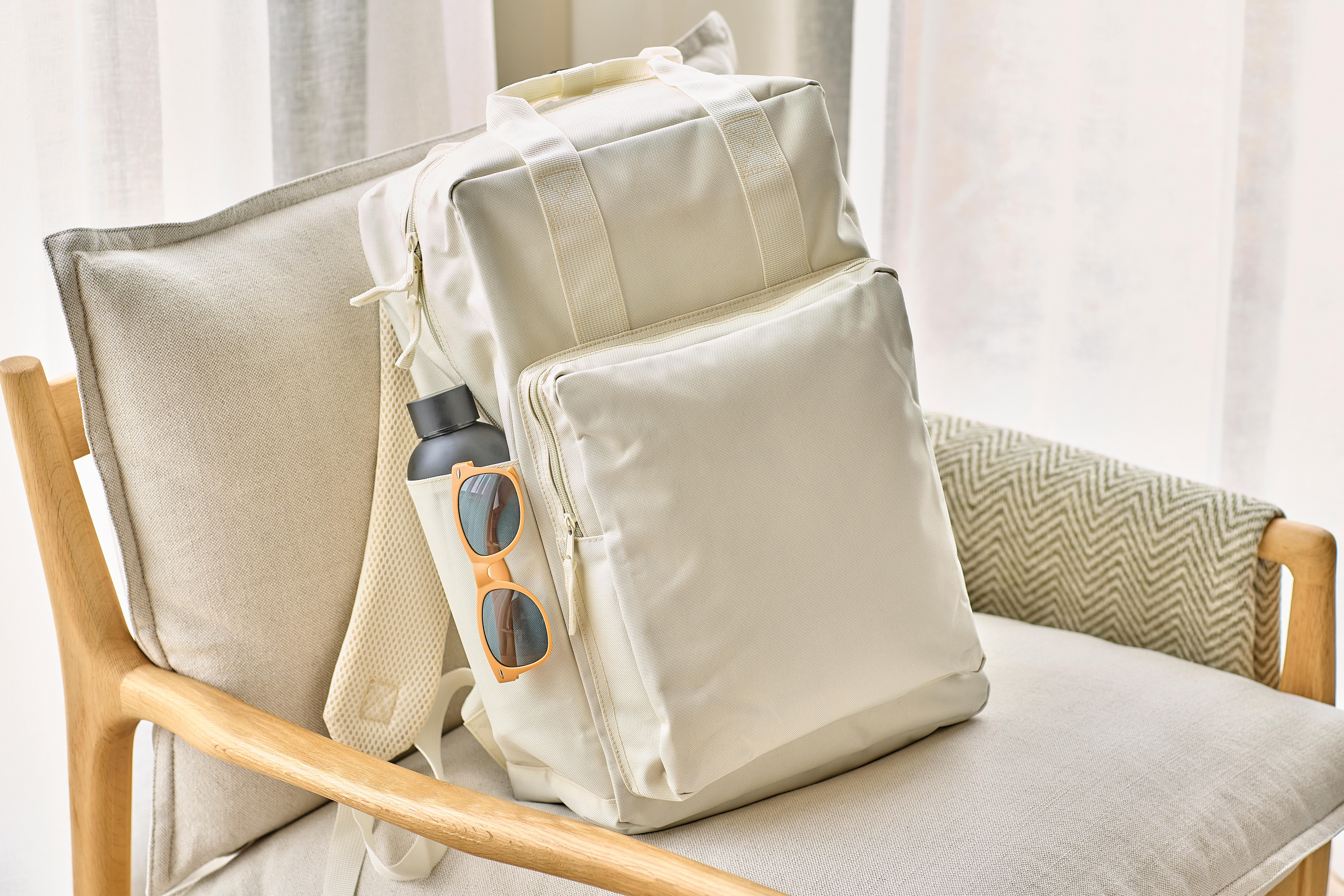 Mochila de poliéster reciclado para pc Amalia