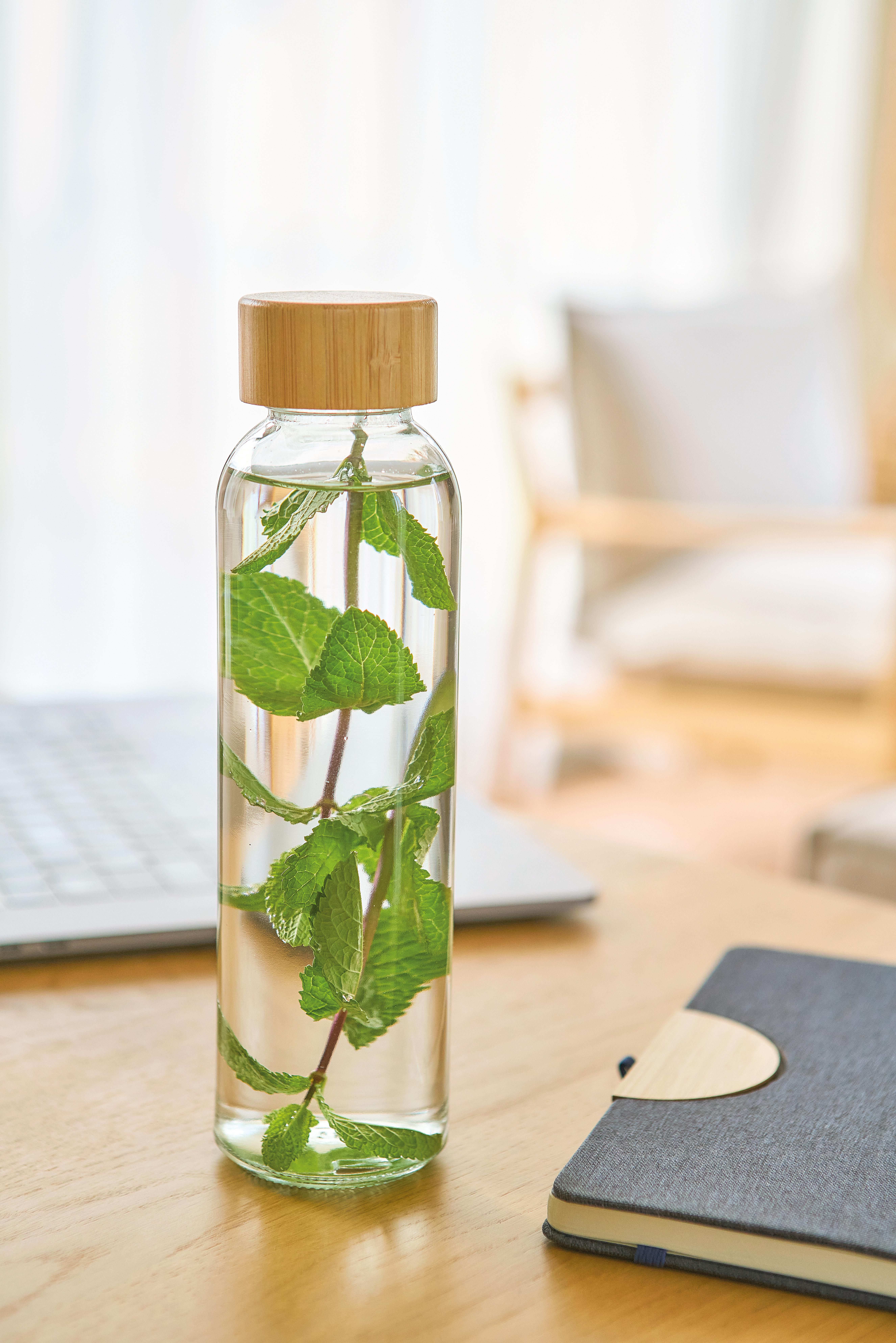 Botella de vidrio Levi