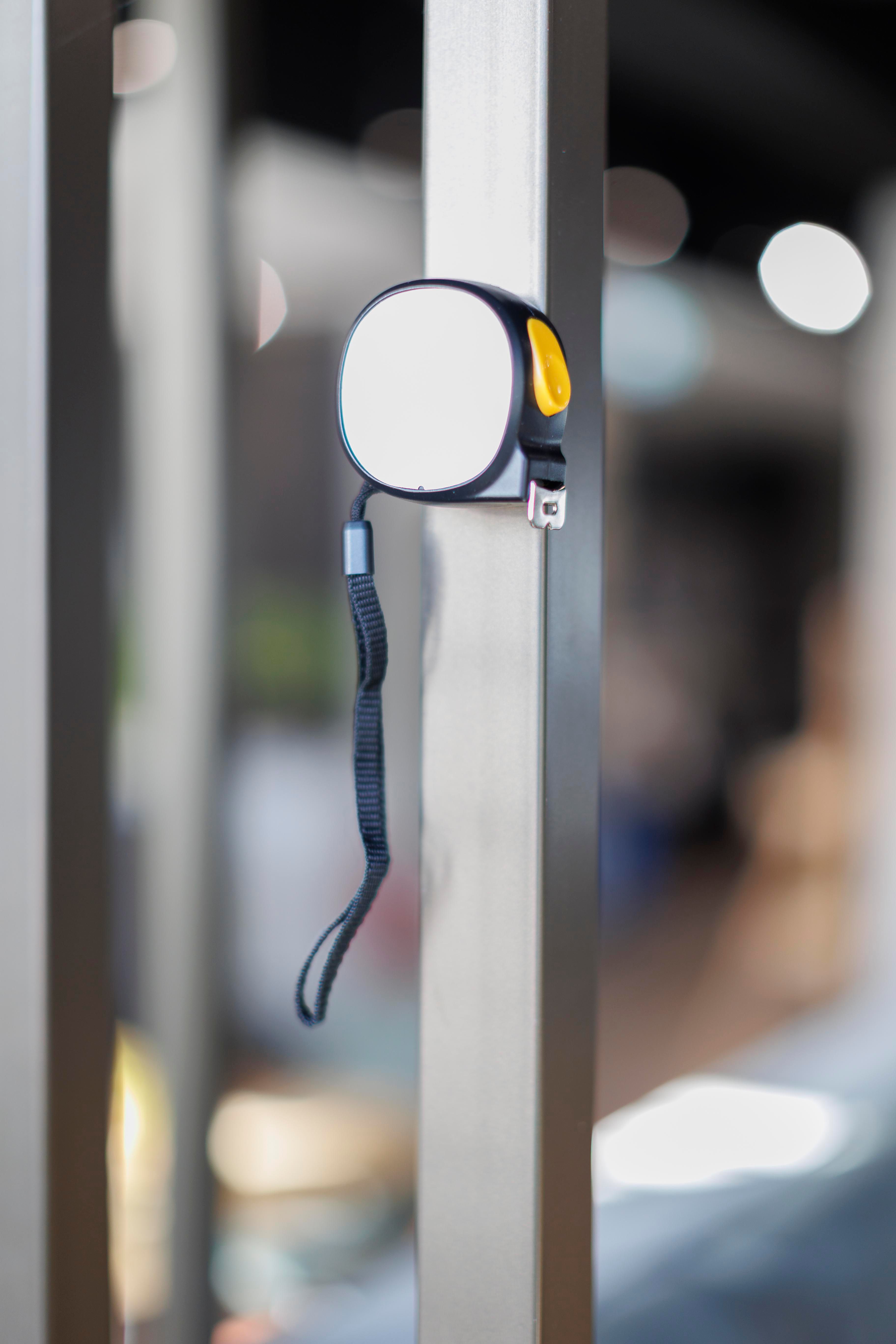 Flexómetro de ABS Selina