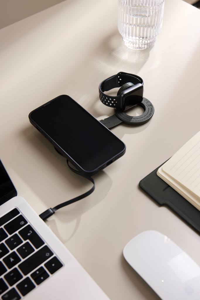 VINGA Baltimore RCS 2-in-1 Wireless 15W Travel Charger