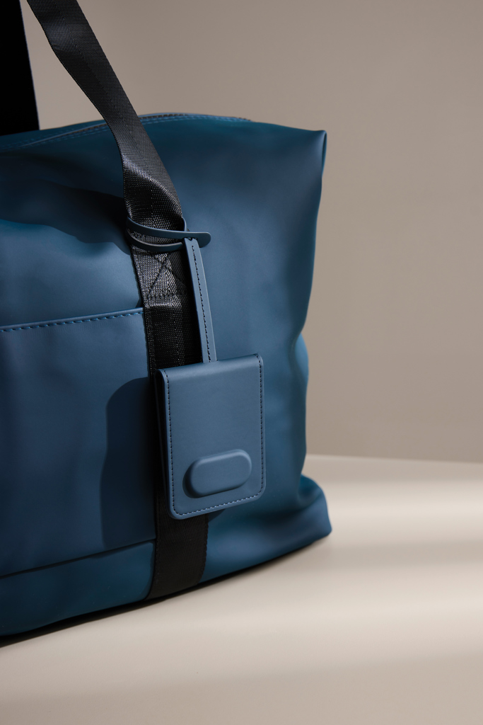 Etiqueta de equipaje VINGA Baltimore RCS con buscador dual