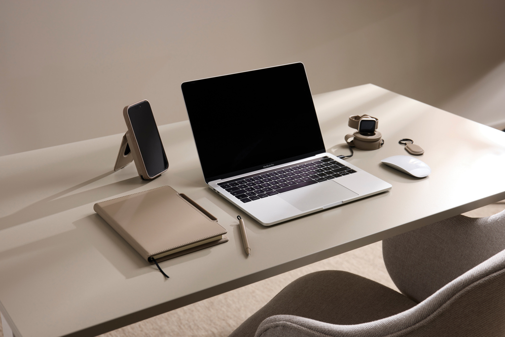 VINGA Baltimore RCS 2-in-1 Wireless 15W Travel Charger