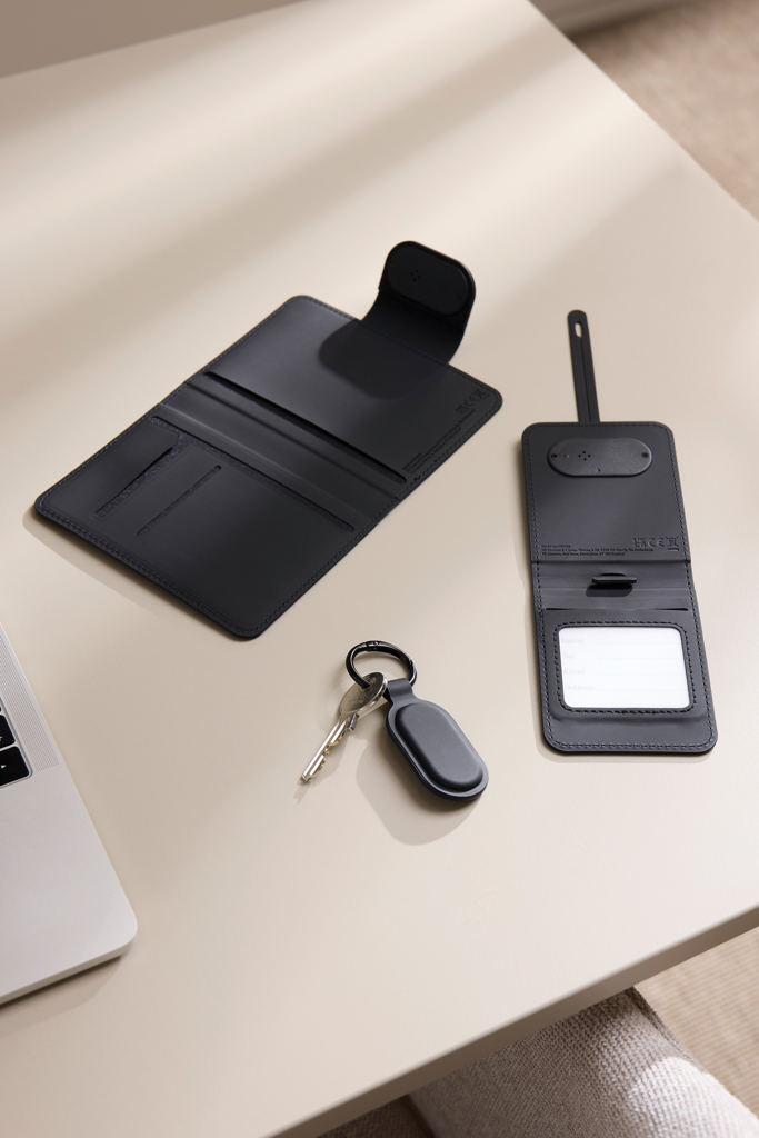 VINGA Baltimore RCS Key tag With Finder Dual