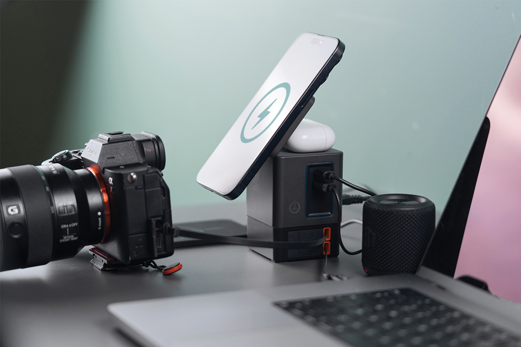 Cables retráctiles Urban Vitamin Sacramento 105WGAN