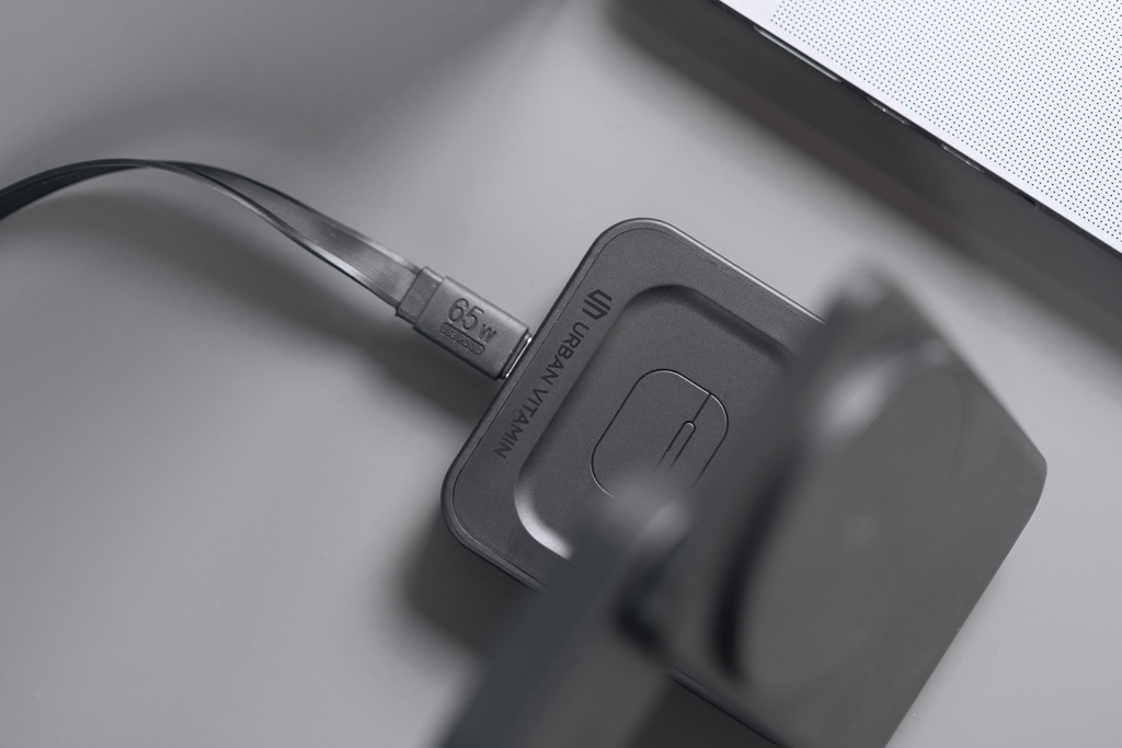 Urban Vitamin Arcadia RCS rplastic 15W 3in1 magnetic charger