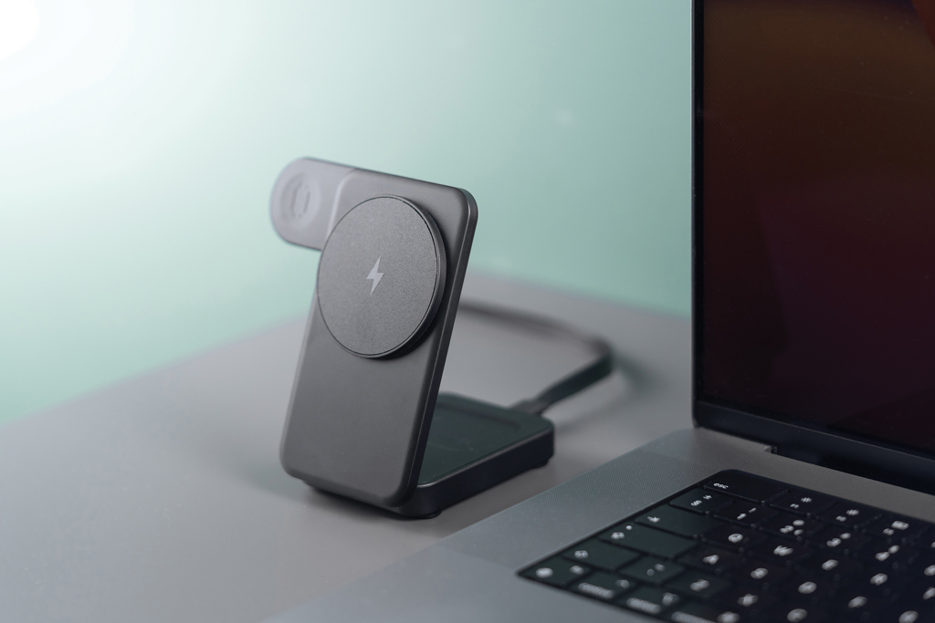 Urban Vitamin Arcadia RCS rplastic 15W 3in1 magnetic charger