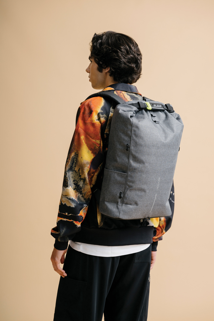 Urban anti-theft cut-proof backpack