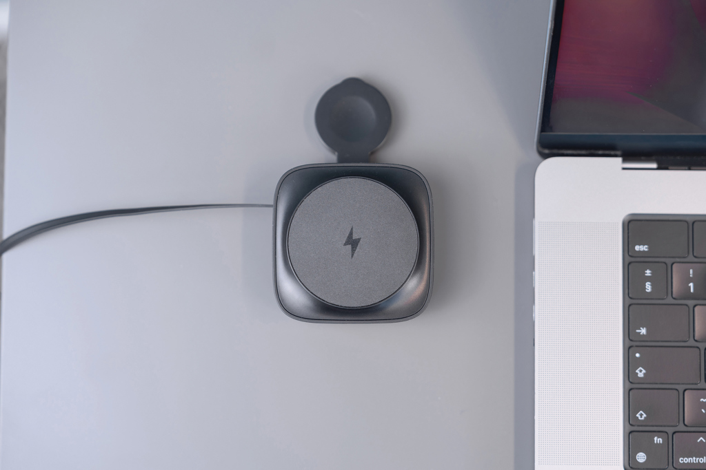 Cargador inalámbrico Urban Vitamin Goleta 2 en 1 de 15W