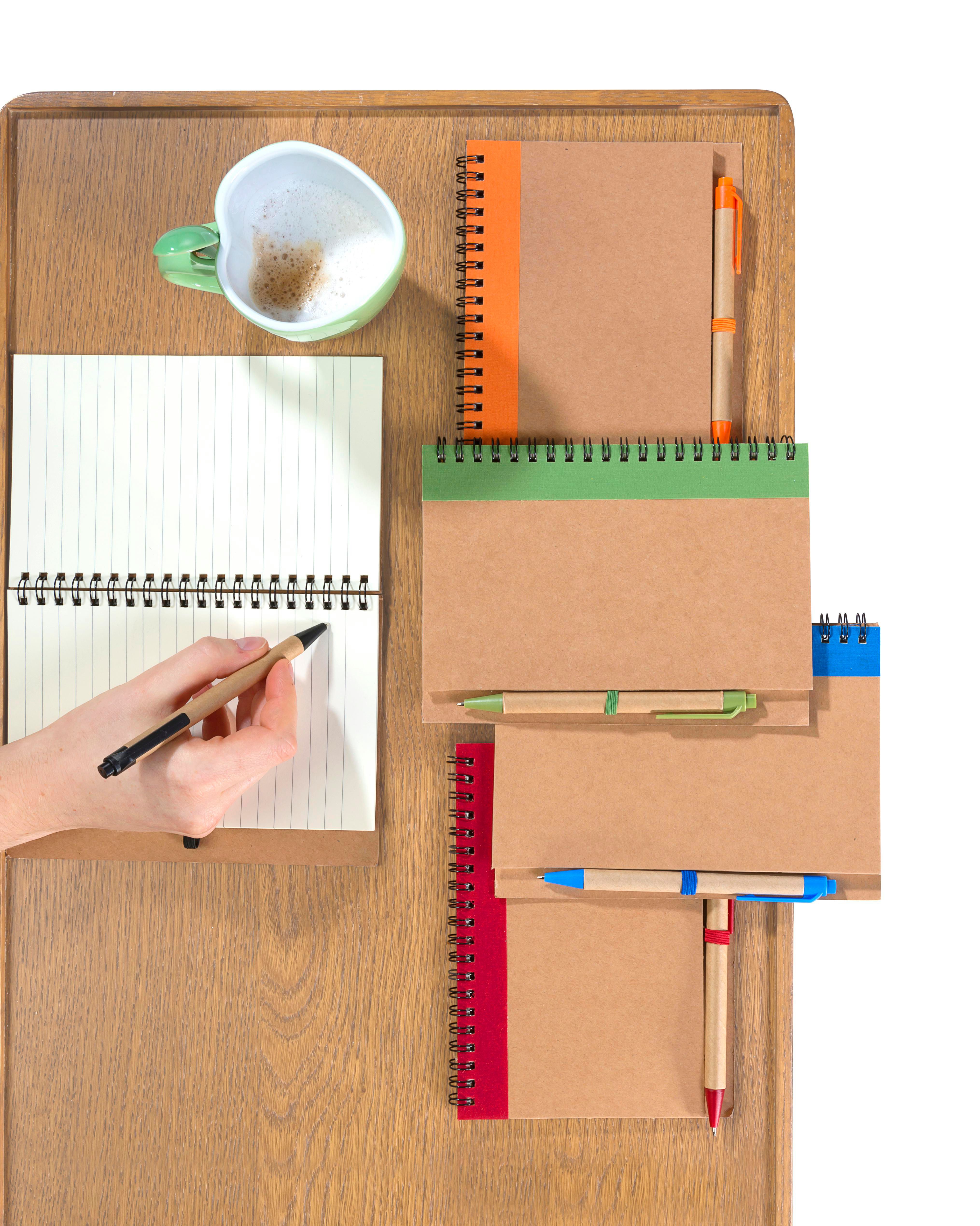 Wire bound notebook with ballpen. Stella