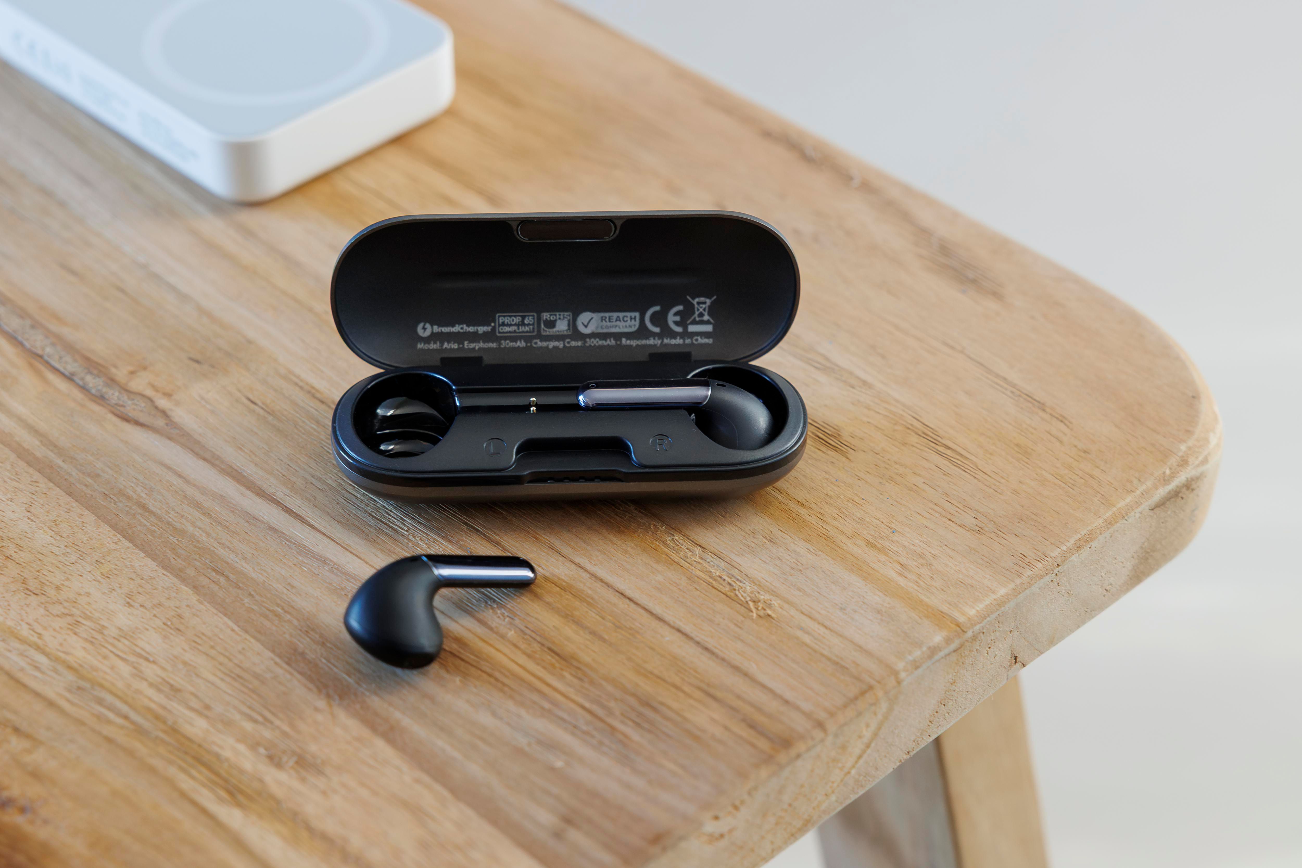 Brandcharger wireless earbuds Aria