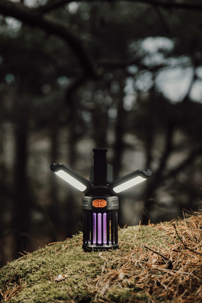 Lámpara camping anti mosquitos portátil Nordic Drift Titan